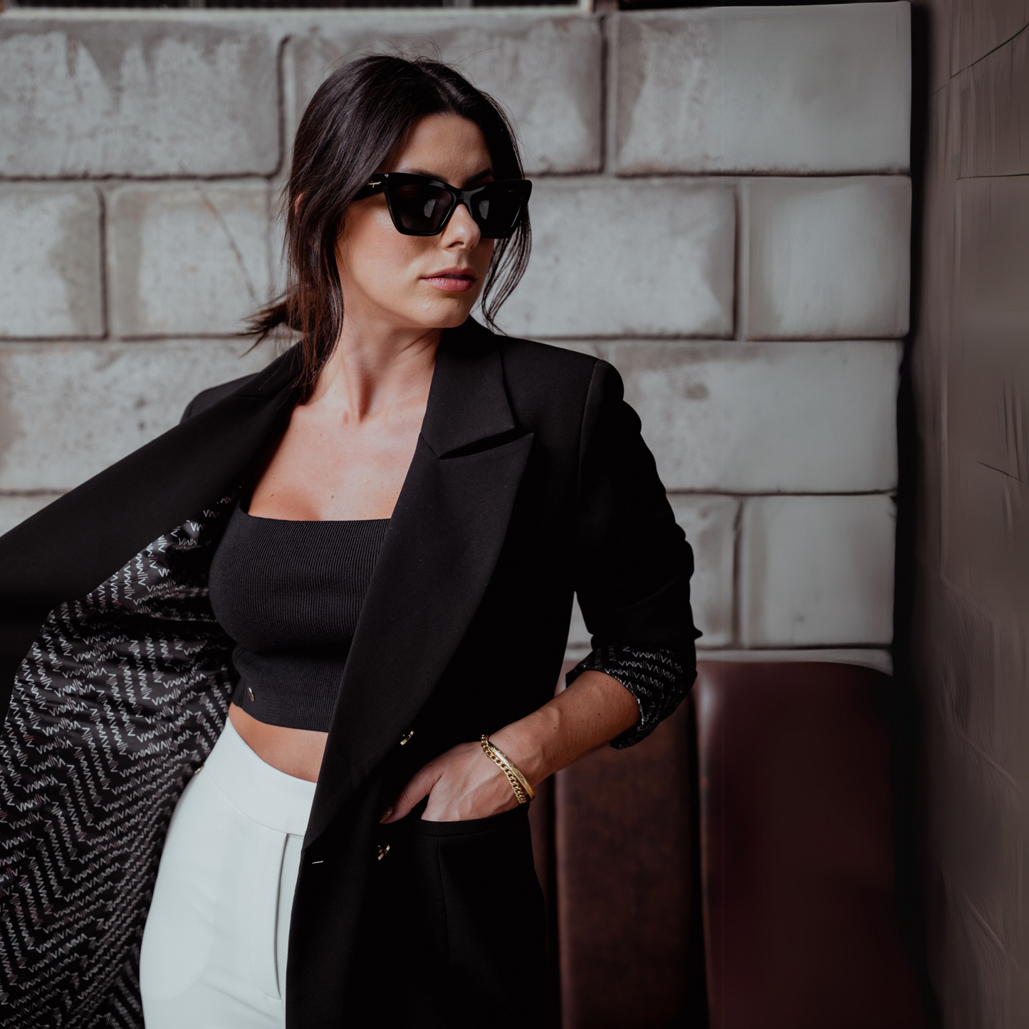 BLAZER ALFAIATARIA COM BOTOES DOURADOS
