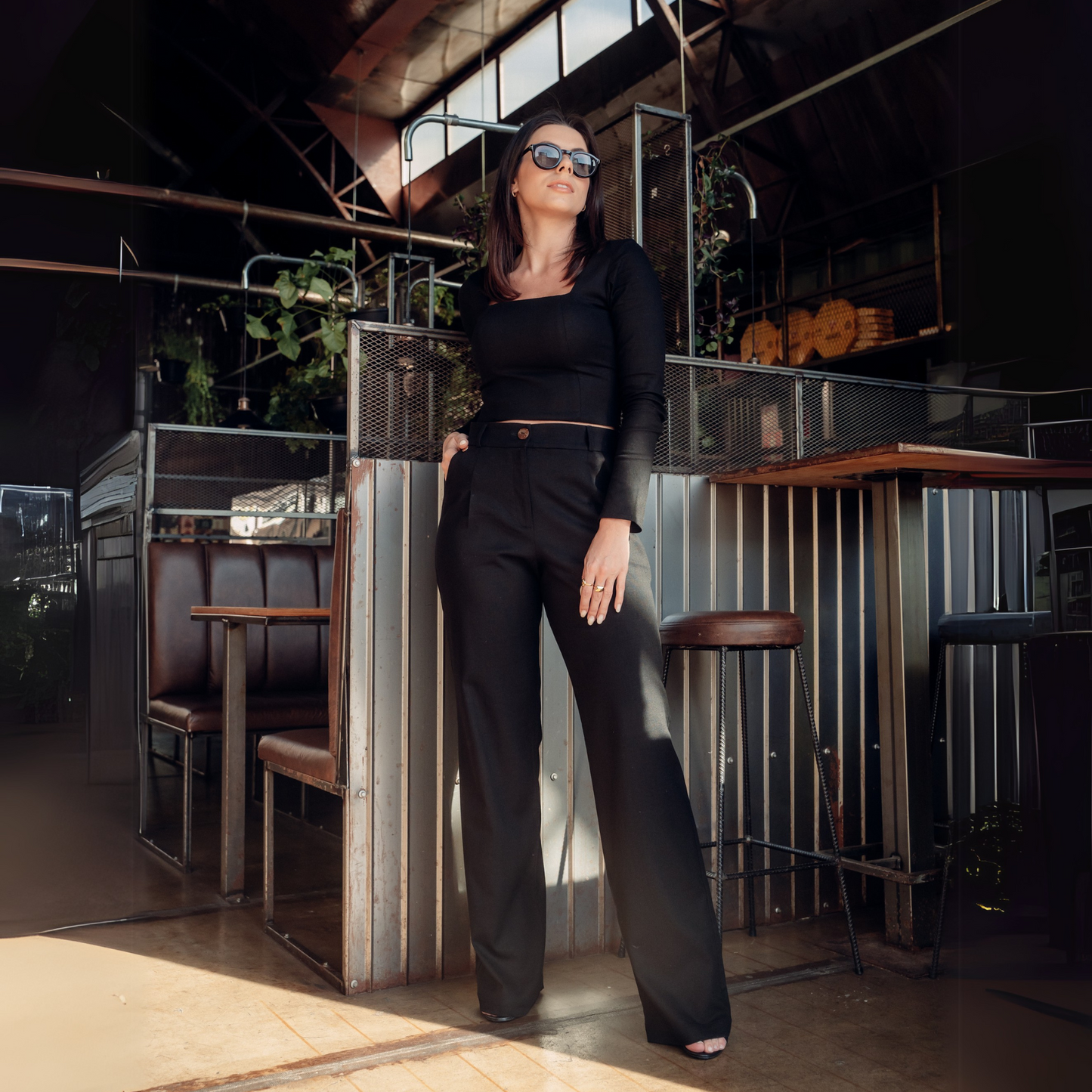 CALÇA PANTALONA EM LINHO